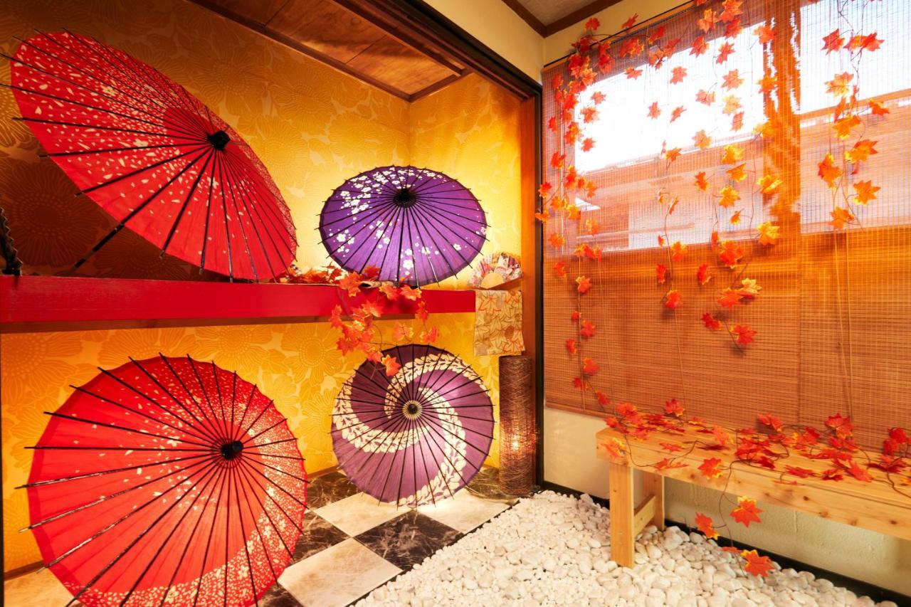 Villa Hakone Kabuto 古民家旅館 150平米 バス停迄一分 準天然温泉 最大12名 المظهر الخارجي الصورة