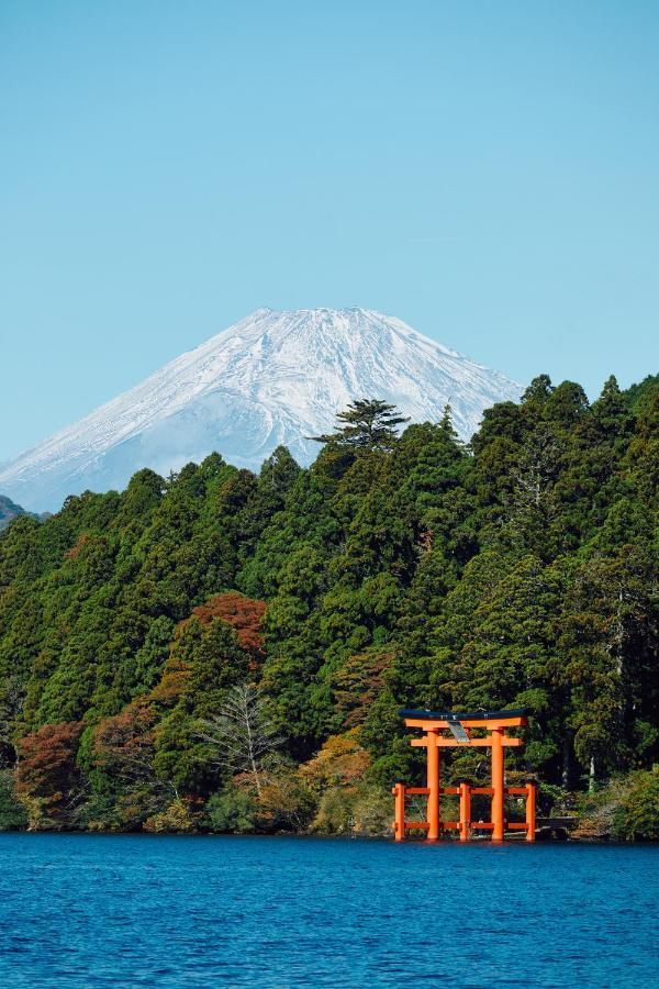 Villa Hakone Kabuto 古民家旅館 150平米 バス停迄一分 準天然温泉 最大12名 المظهر الخارجي الصورة