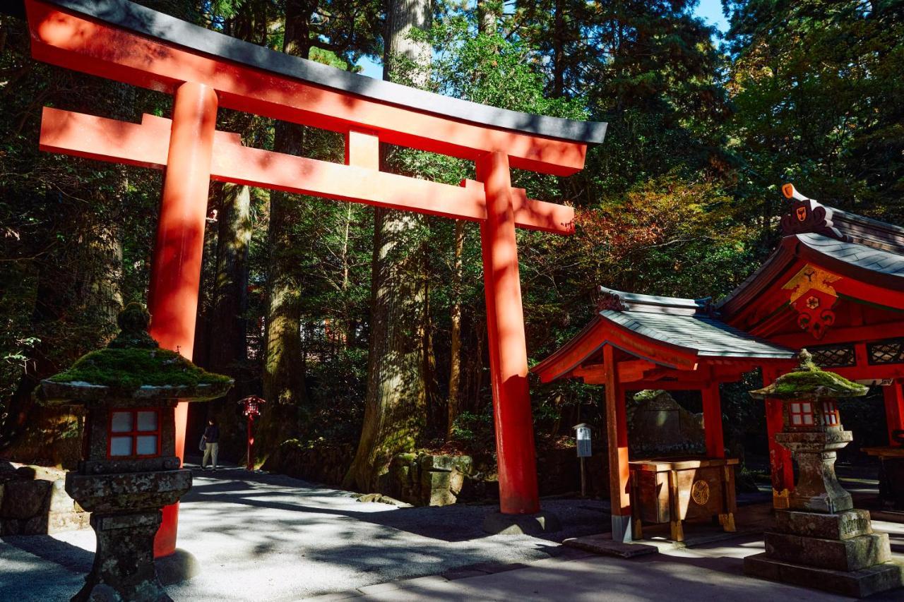 Villa Hakone Kabuto 古民家旅館 150平米 バス停迄一分 準天然温泉 最大12名 المظهر الخارجي الصورة
