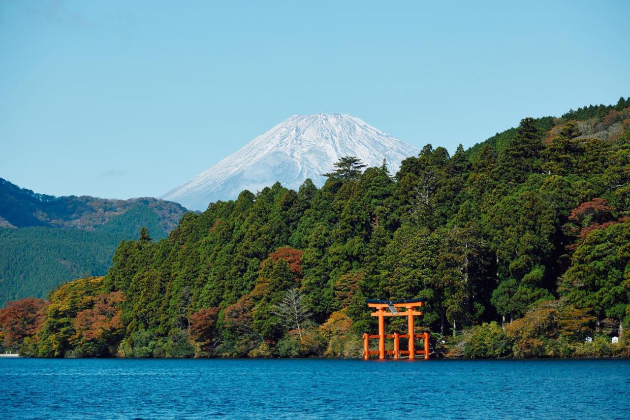 Villa Hakone Kabuto 古民家旅館 150平米 バス停迄一分 準天然温泉 最大12名 المظهر الخارجي الصورة